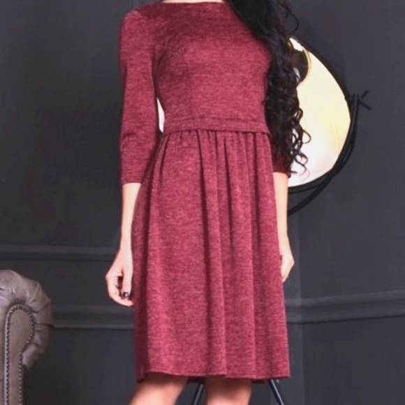 Laura Bettini Dresses & Skirts - Laura Bettini Wine Wool-Blend Dress